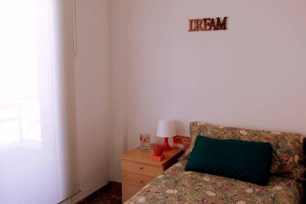Casa Luna, Junto Playa Y Barcelona Centro บาดาโลนา ภายนอก รูปภาพ